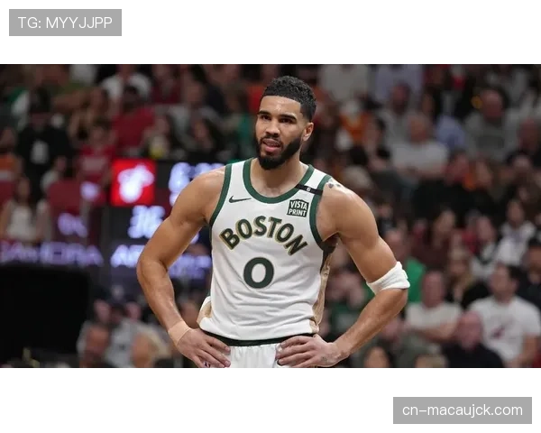 塔图姆复出首秀准三双数据 绿军核心组织能力再度升级